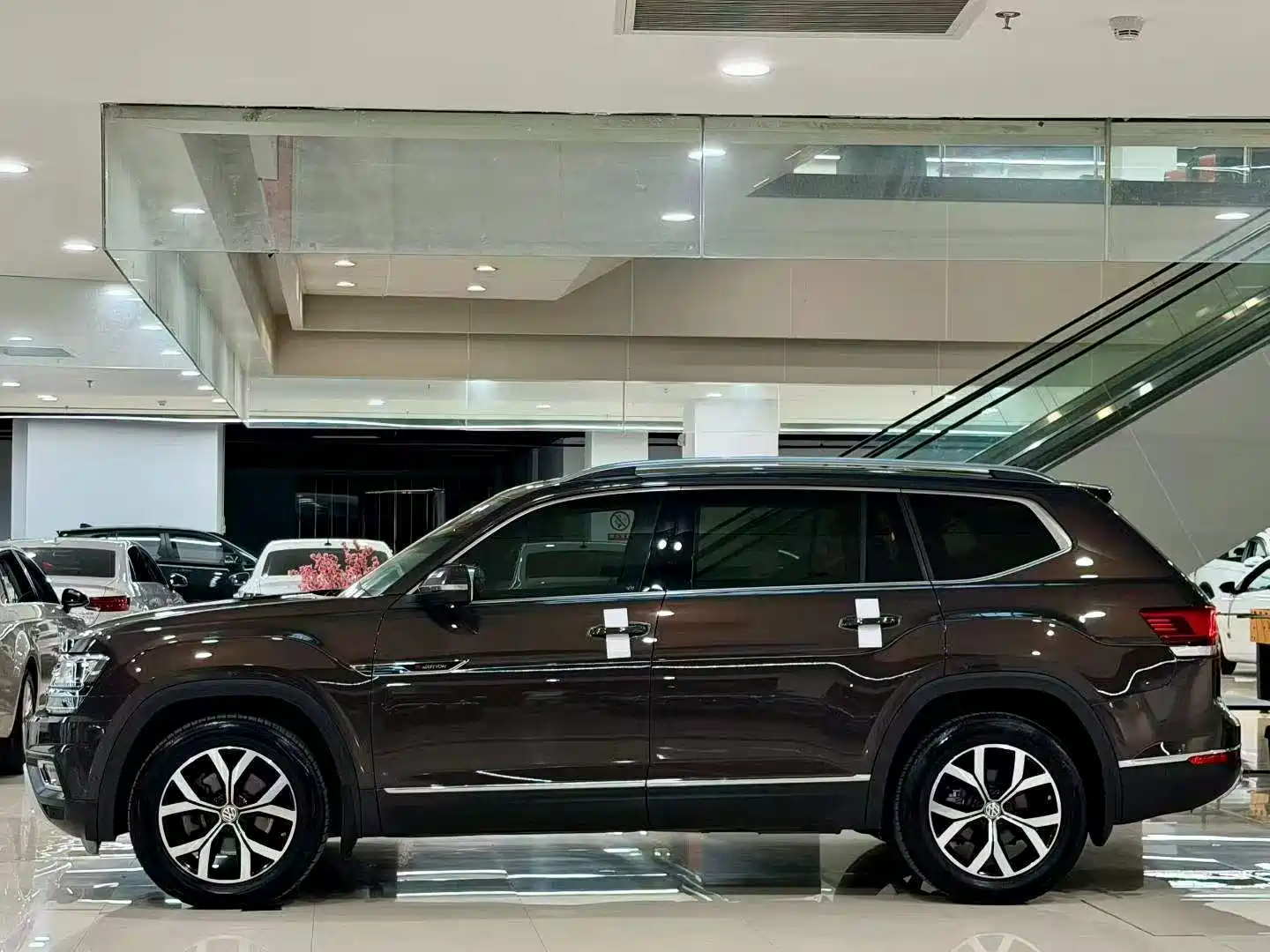Фото 7 - Volkswagen Teramont