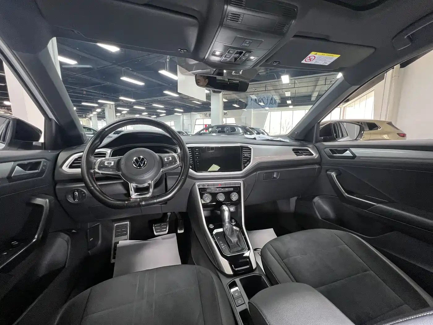 Volkswagen T-ROC 2022 280TSI DSG 2WD R-Line Pro PLUS фото 13