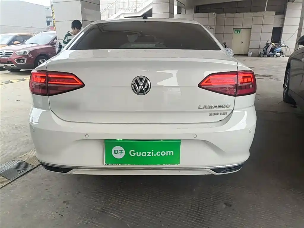 Volkswagen Lamando 2019 230TSI DSG Fashion Edition China VI фото 4