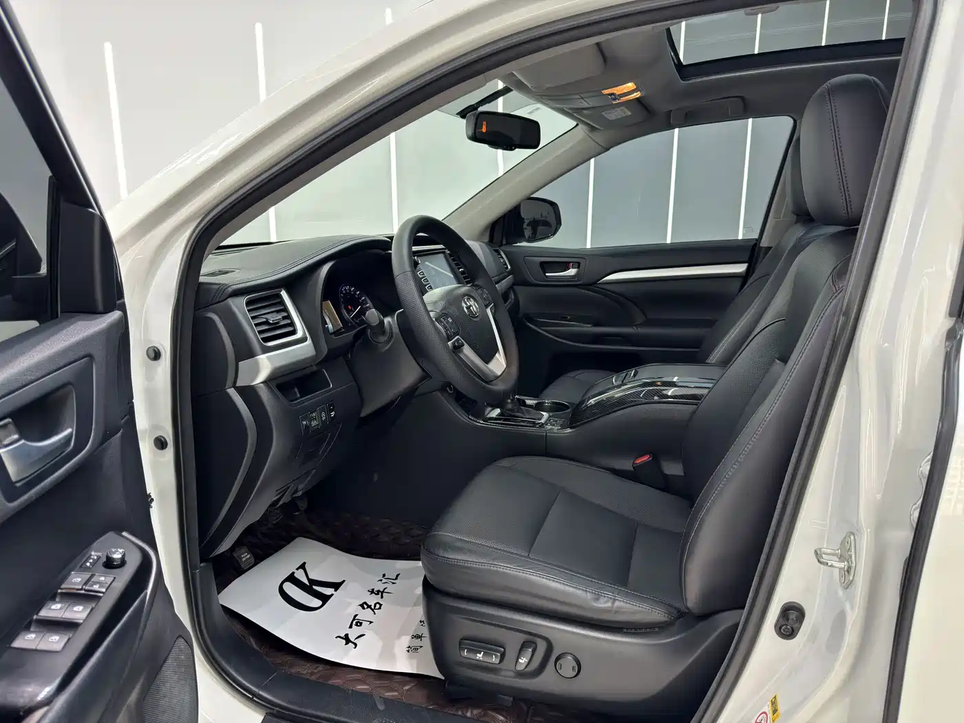Toyota Highlander 2017 2.0T 4WD Premium 7-Seater фото 4