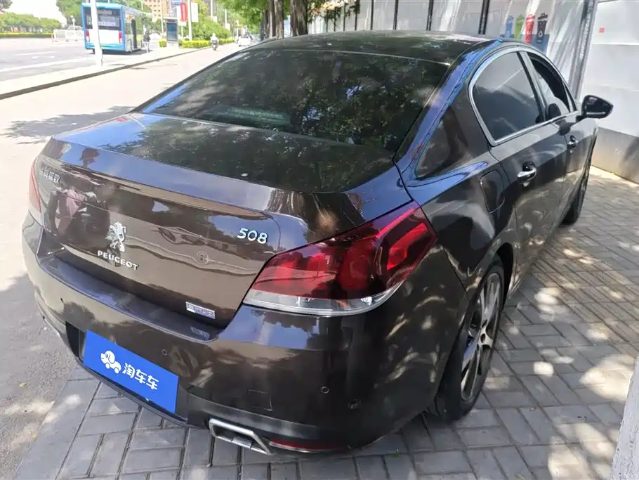 Peugeot 508 2015 1.8THP Auto Flagship Edition фото 3