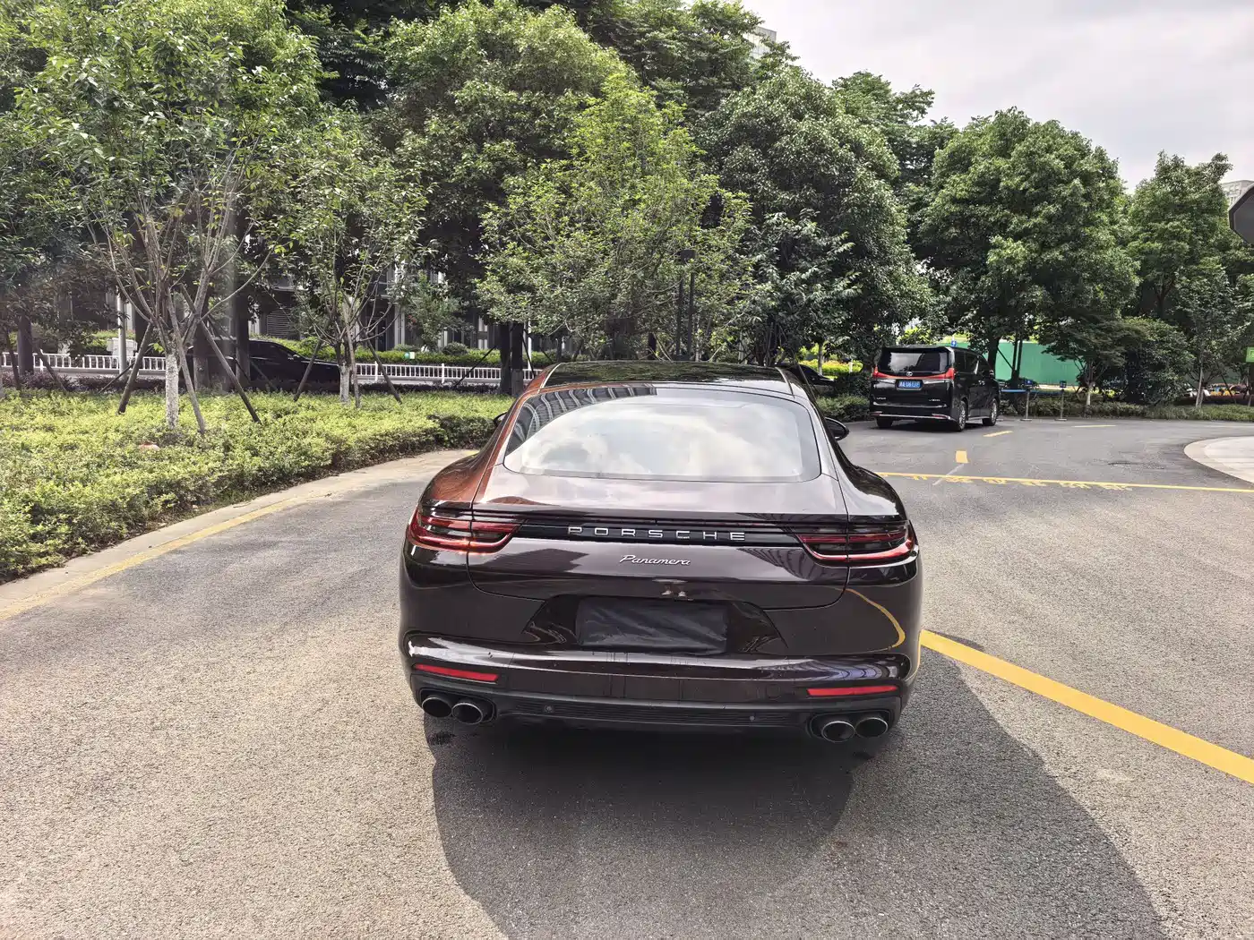 Porsche Panamera 2017 Panamera 3.0T фото 15