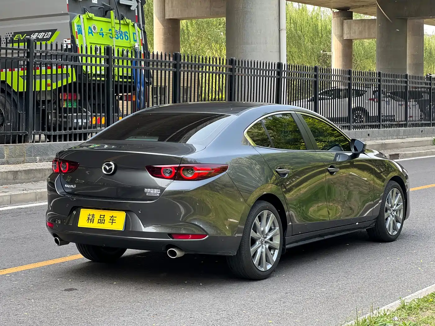 MAZDA 3 ANGKESAILA