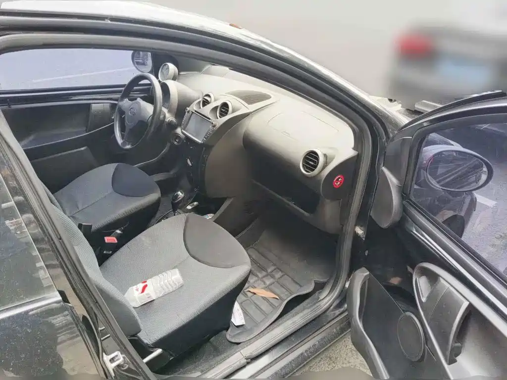 BYD F0 2014 2013 1.0L AMT Joy Edition