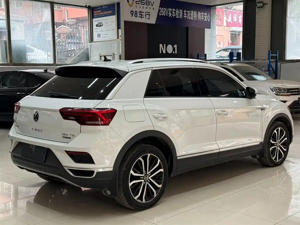 Volkswagen T-ROC 2021 280TSI DSG 4WD Luxury Connected фото 4