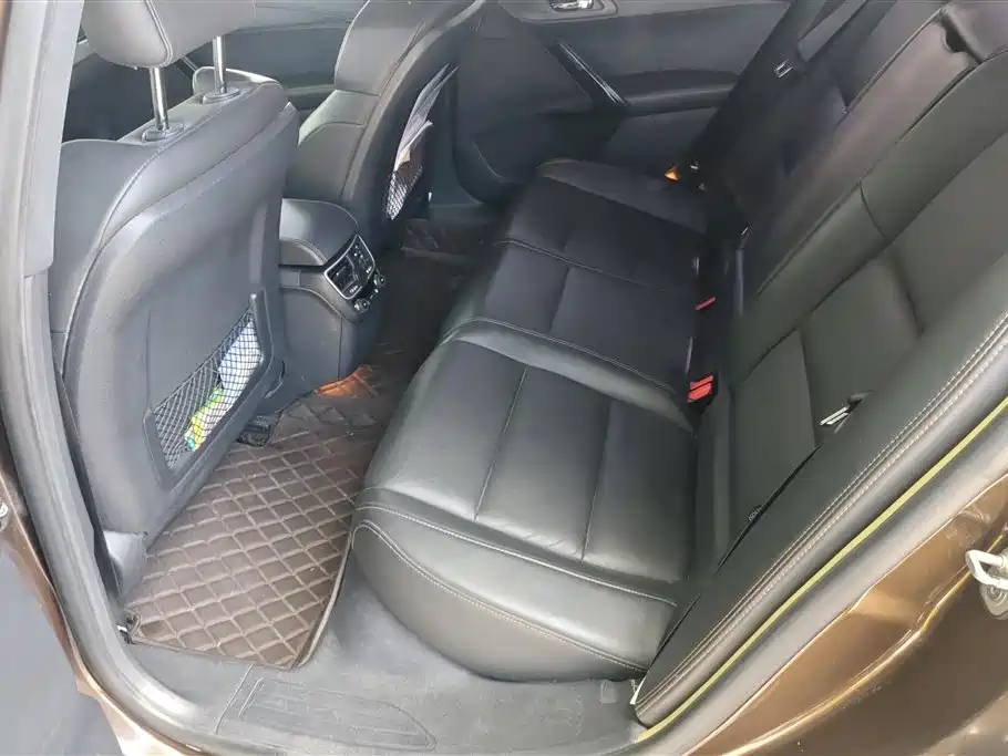 Peugeot 508 2015 1.8THP Auto Flagship Edition фото 11