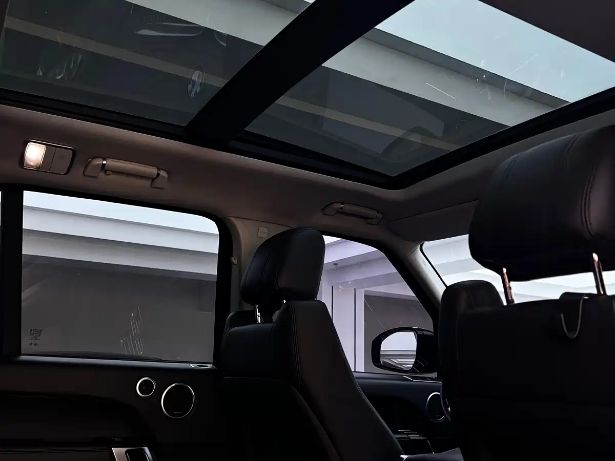 Land Rover Range Rover 2014 3.0 SC V6 Vogue фото 30