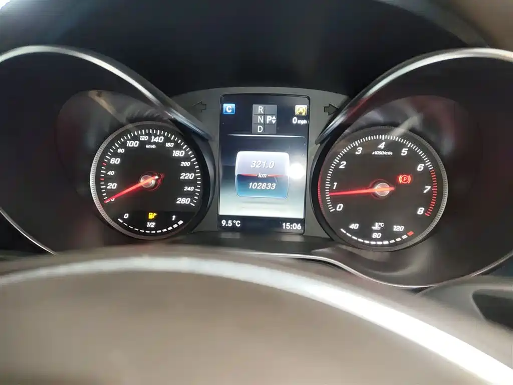Mercedes-Benz GLC 2018 Facelift GLC 260 4MATIC Luxury фото 12