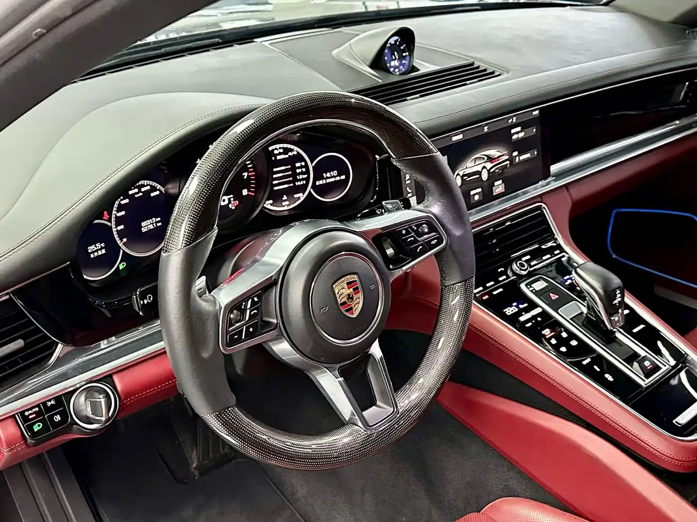 Porsche Panamera 2017 Panamera Executive Long Wheelbase 3.0T фото 3