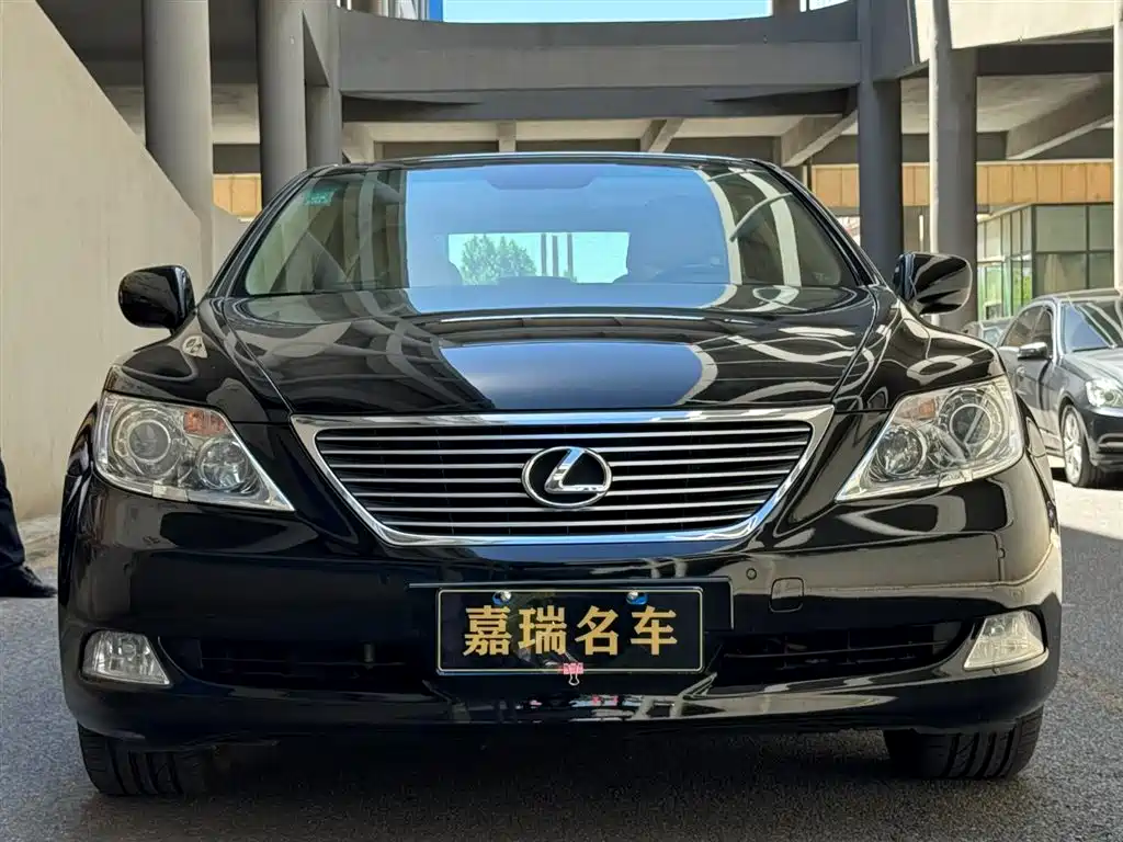 Lexus LS 2006 460L фото 2