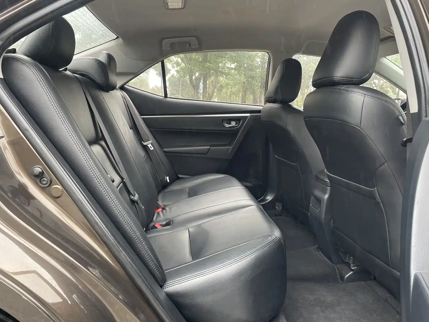 Toyota Corolla 2017 Facelift 1.2T S-CVT GL фото 10