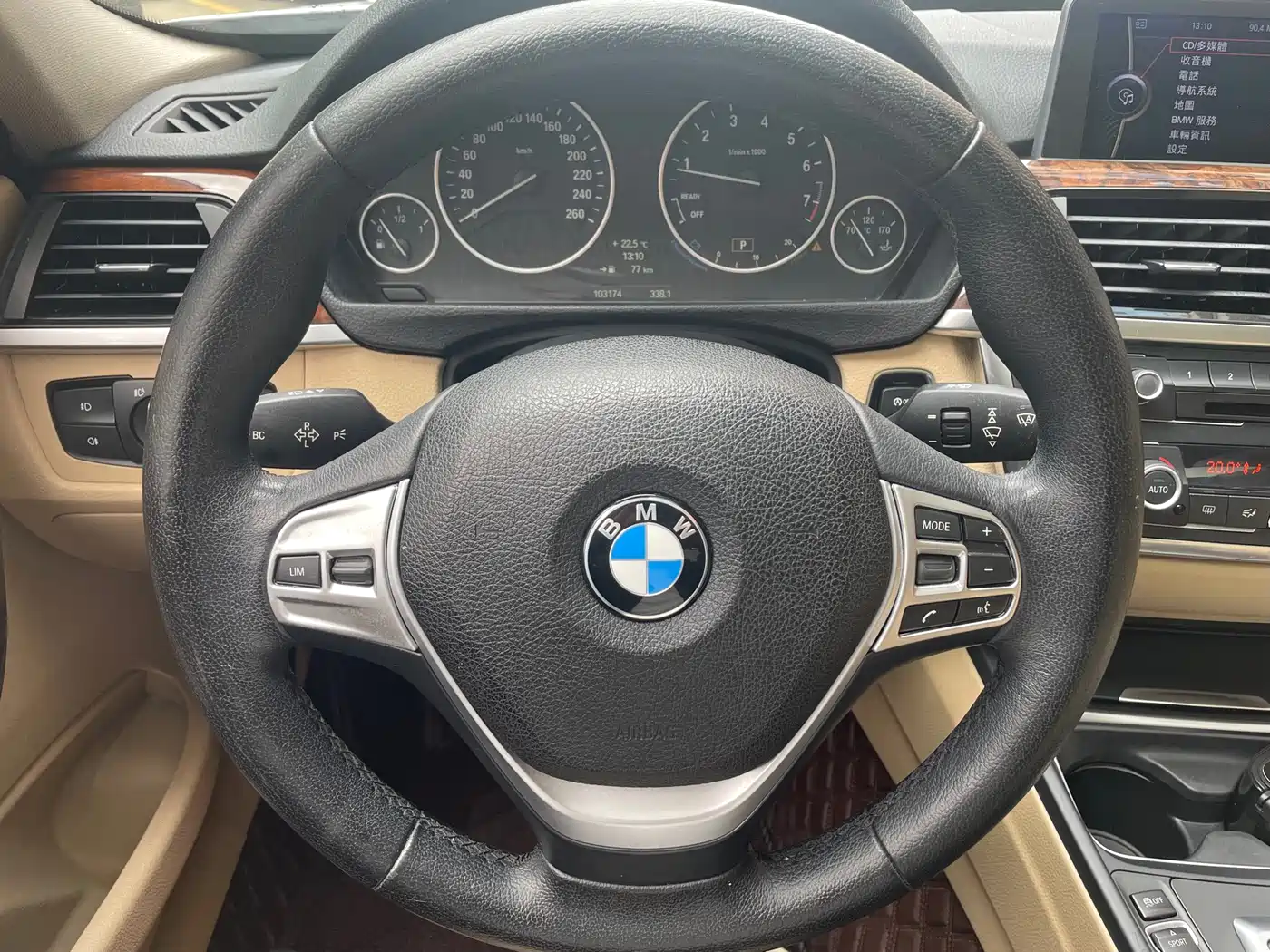 BMW 3 Series 2013 320Li Luxury Design Package фото 9