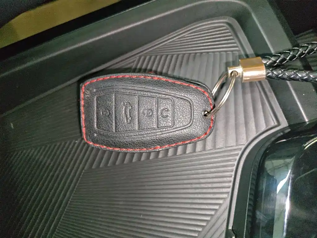 Фото 9 - Geely Coolray