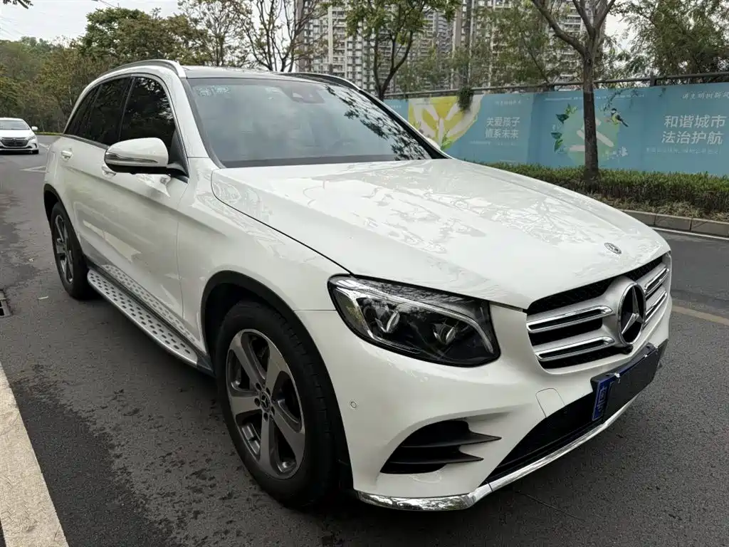 Mercedes-Benz GLC 2017 GLC 300 4MATIC Dynamic фото 6