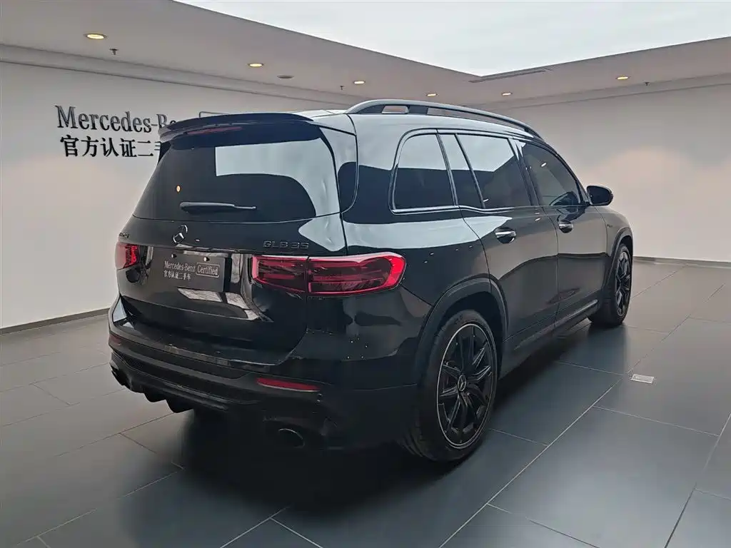 MERCEDES-BENZ GLB AMG