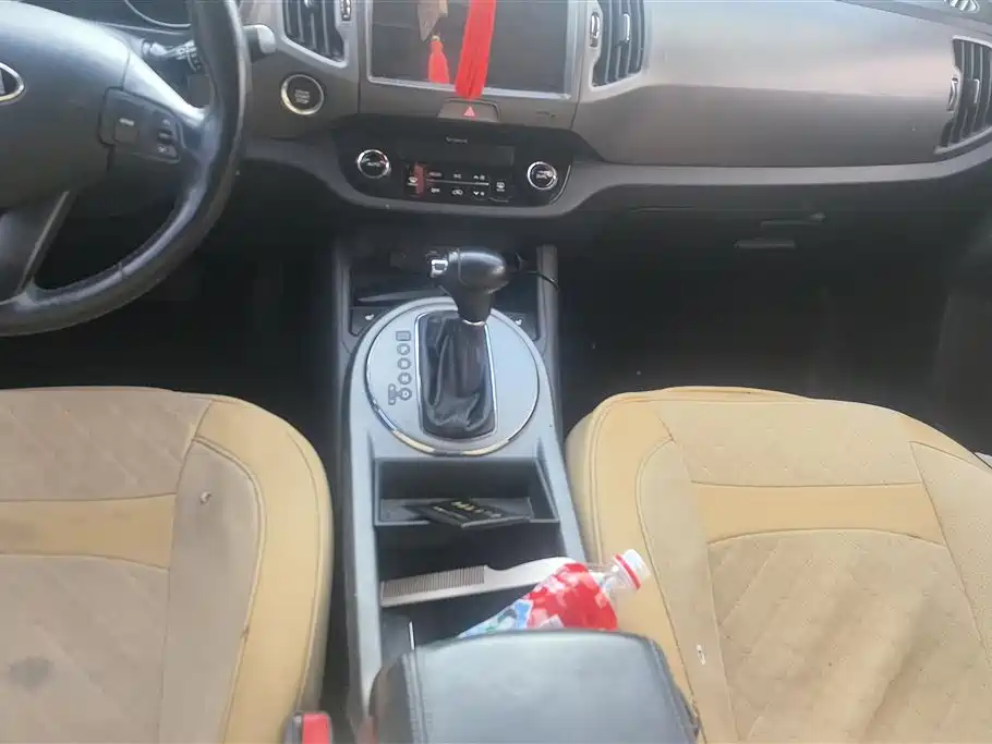 Kia Sportage 2016 2.0L Automatic 2WD DLX фото 16