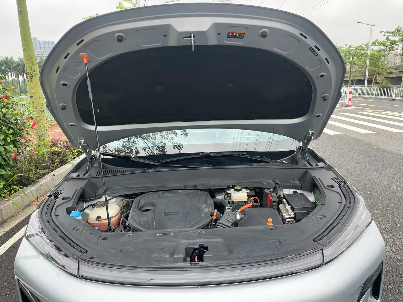 Geely Galaxy Galaxy Starship 7 EM-i 2025 120km Navigation Edition фото 27