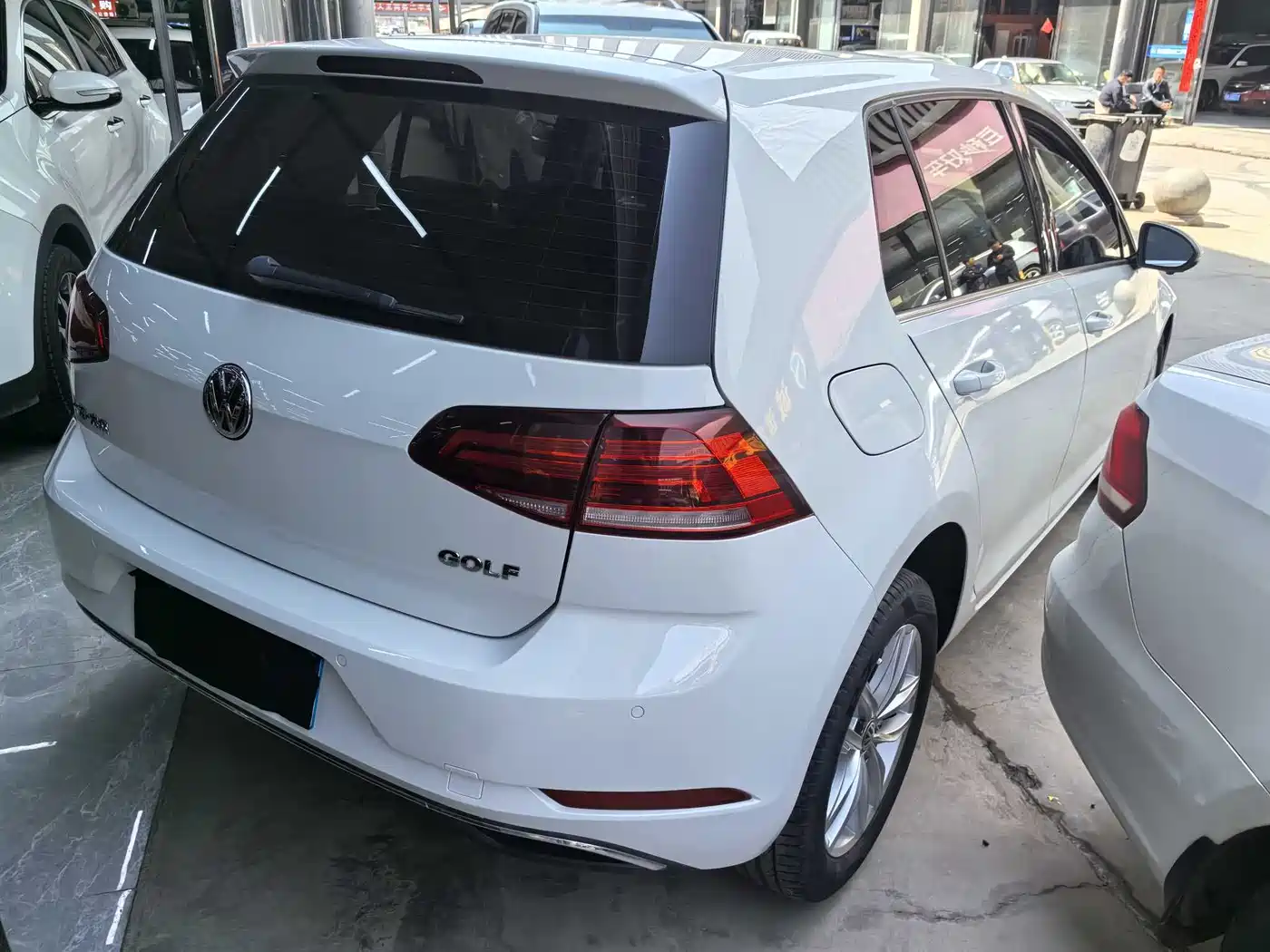Volkswagen Golf 2018 1.6L Automatic Comfort фото 6