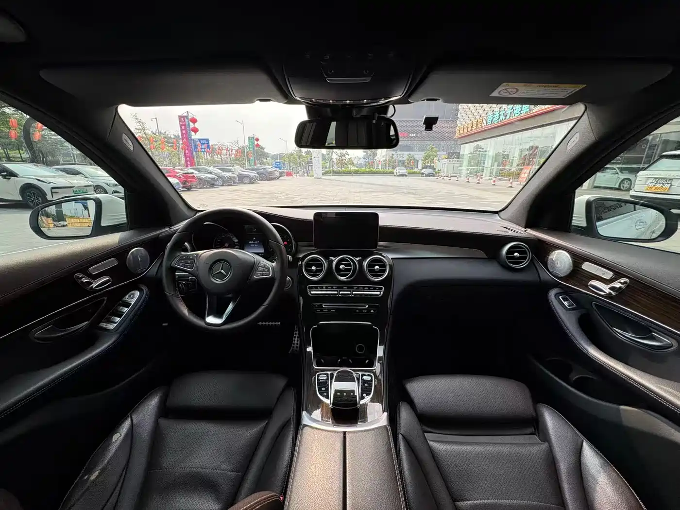 Mercedes-Benz GLC 2017 GLC 260 4MATIC Luxury фото 6