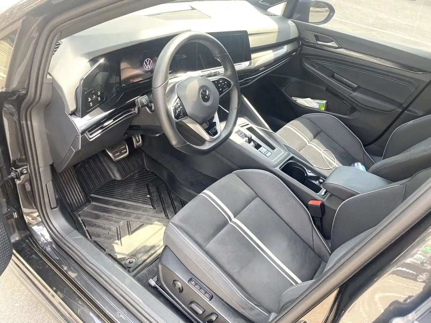 Volkswagen Golf 2021 280TSI DSG R-Line фото 5