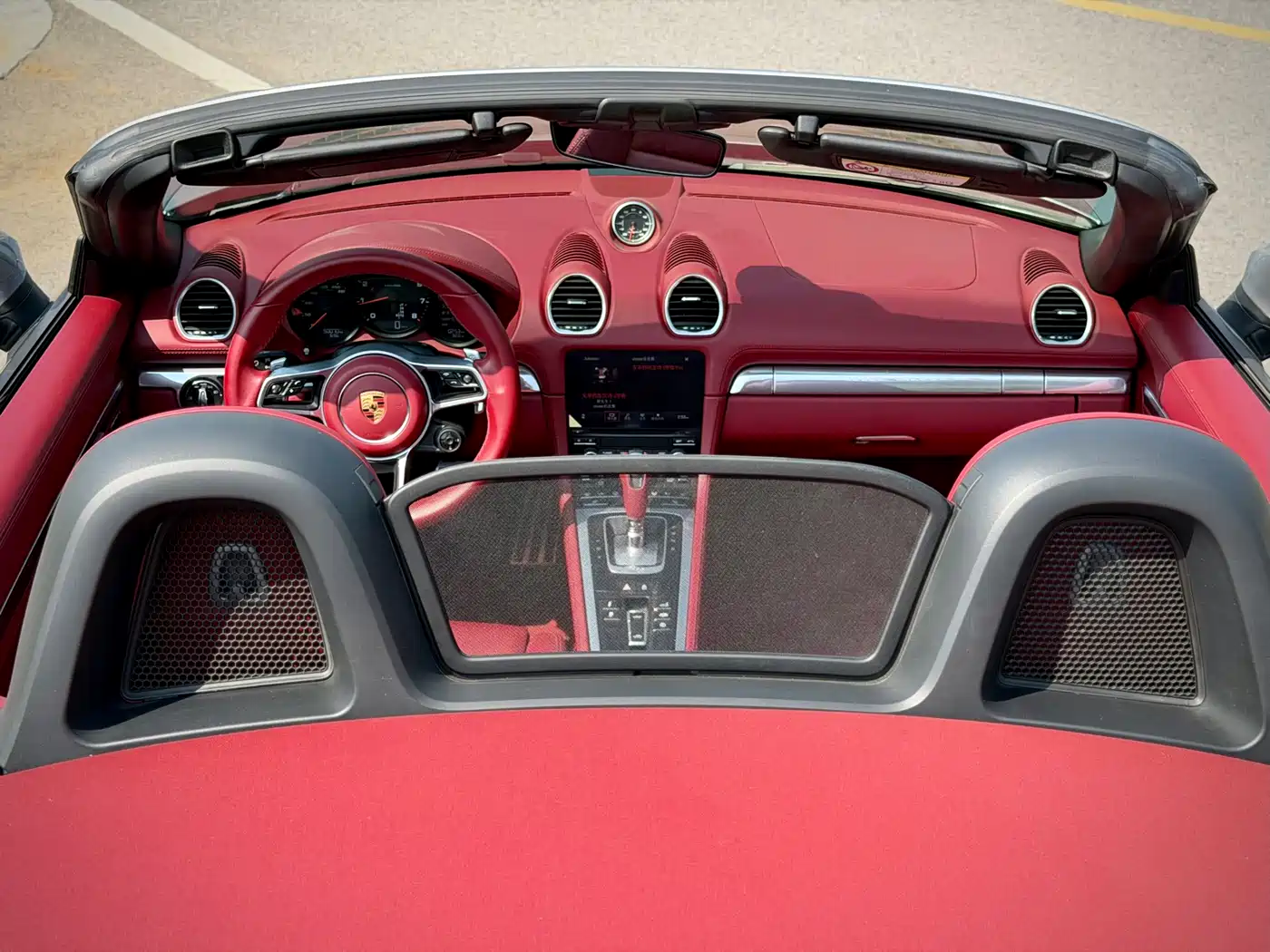Porsche 718 2022 Boxster 2.0T фото 12