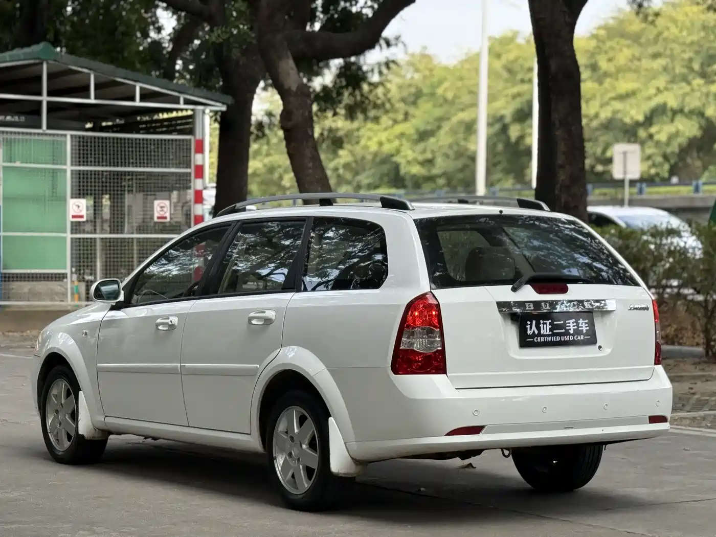 Buick Excelle 2005 Model Wagon 1.8 Auto Comfort фото 7