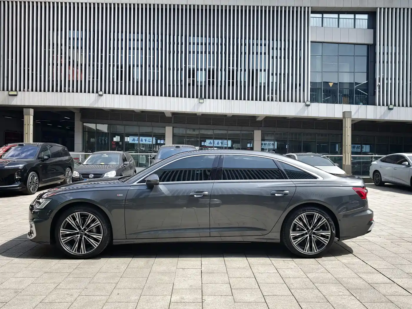 Audi A6L 2025 Model Year Facelift 45 TFSI Premium Sport фото 6