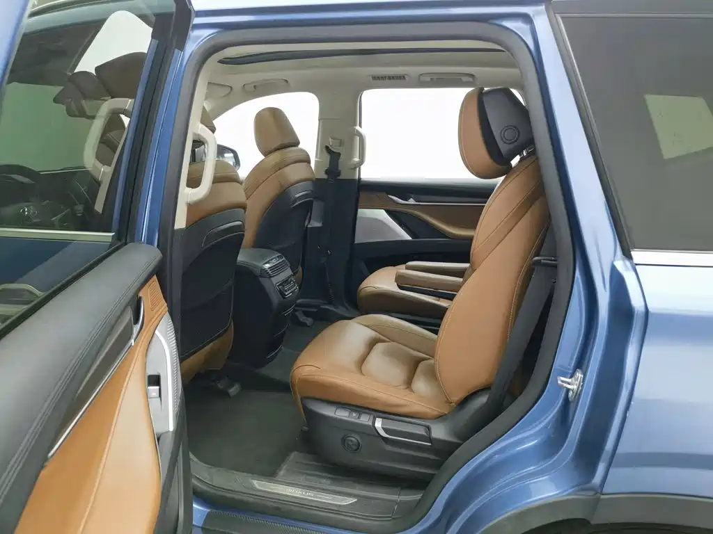 SAIC Maxus D90 2018 2017 2.0T Automatic 4WD Sirius