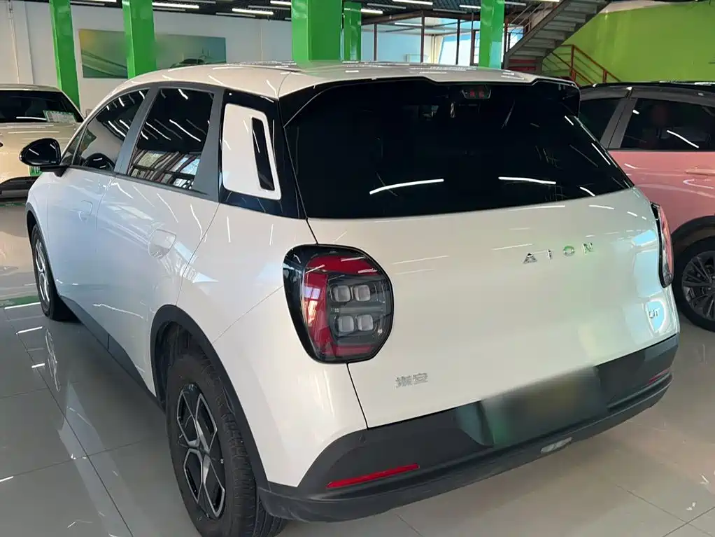 Aion UT 2025 2025 Model 330 Starlight Edition