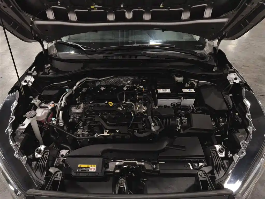 Toyota Corolla Cross 2024 Model 2.0L Pioneer Edition фото 6