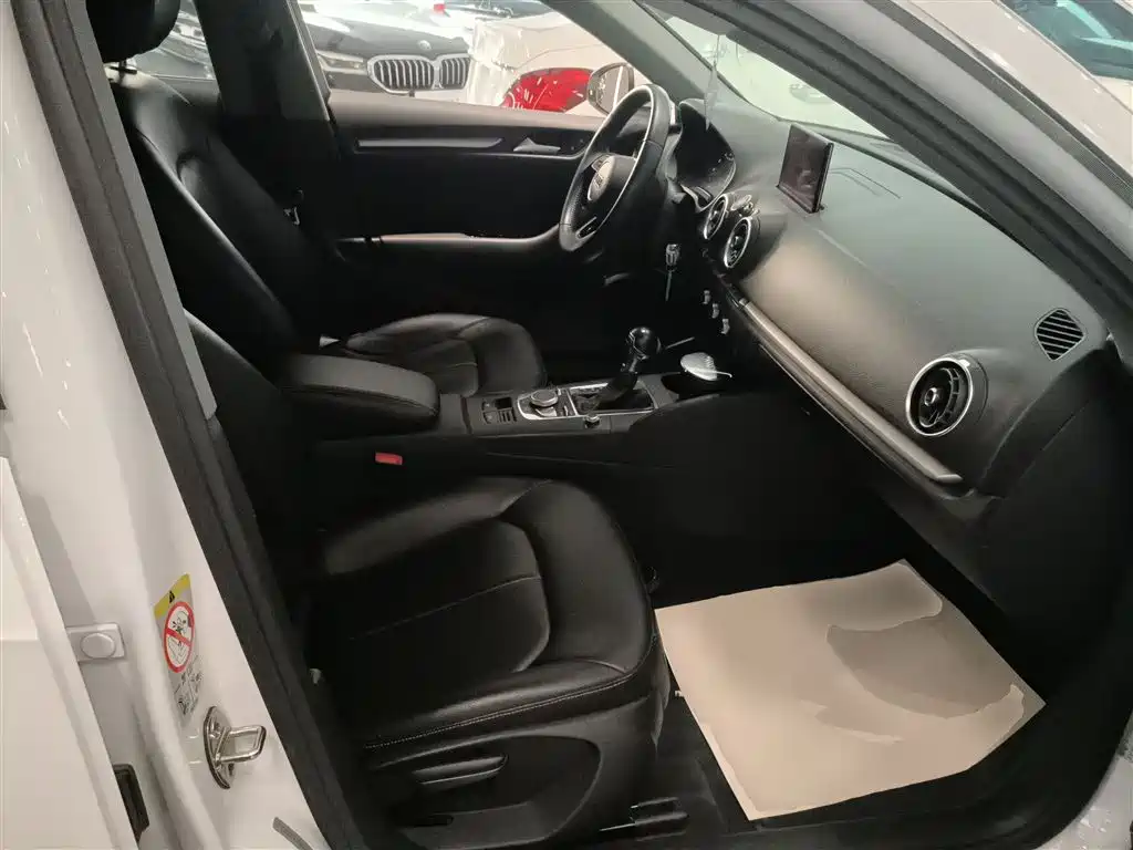 Audi A3 2018 30th Anniversary Sportback 35 TFSI Progressive фото 20