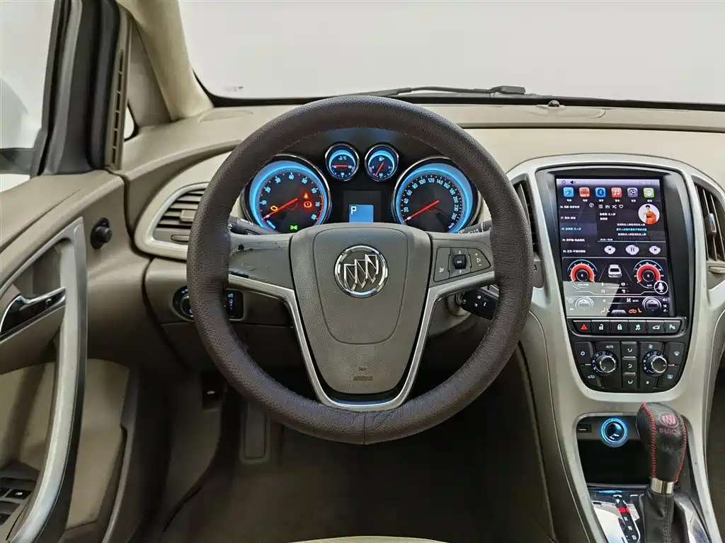 Buick Excelle 2013 GT 1.6L Automatic Fashion Edition фото 11