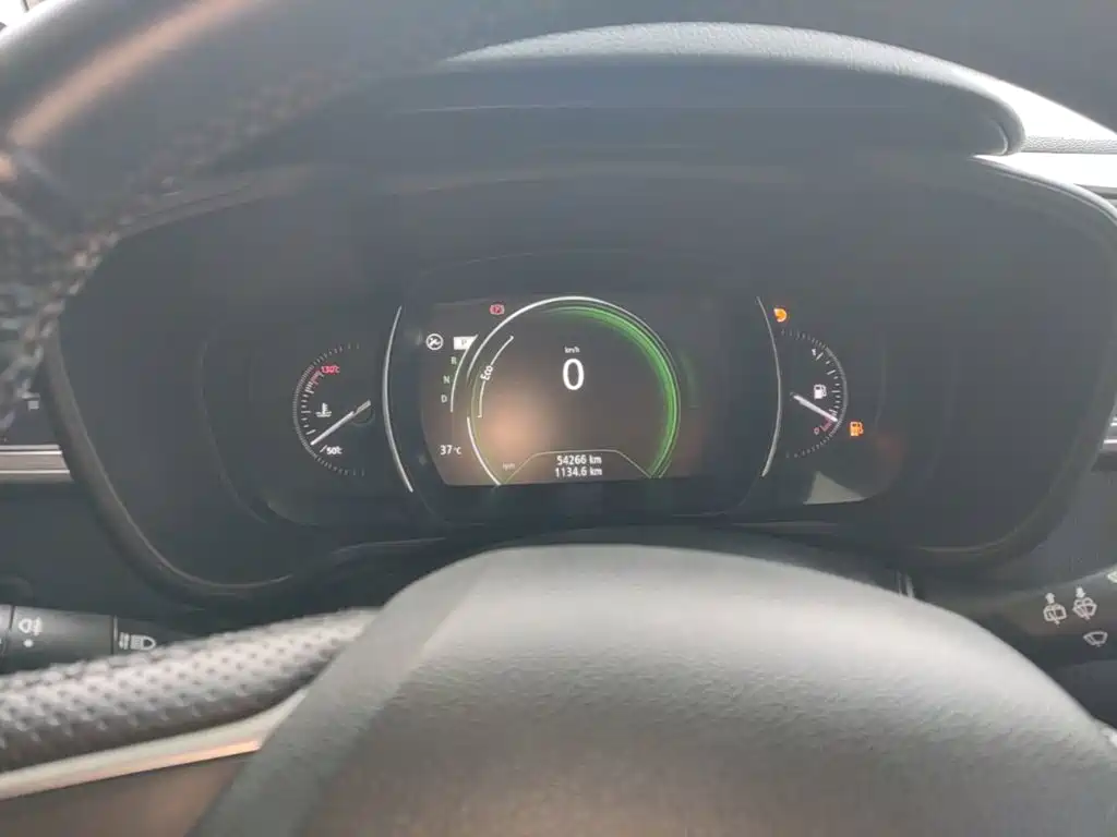 Фото 6 - Renault Kadjar
