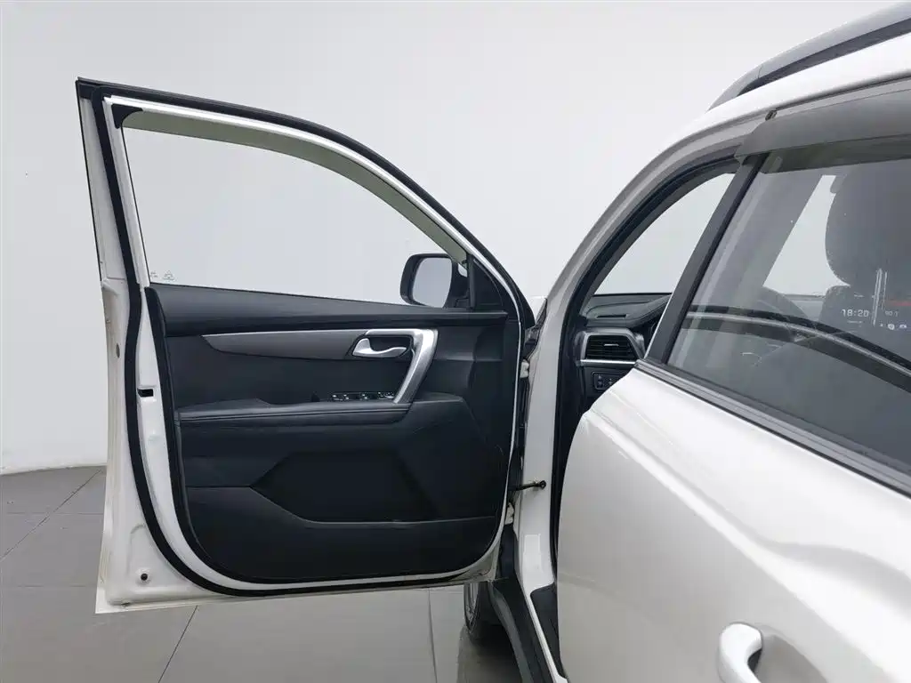 Kia Sportage 2018 2.0L Automatic Smart Luxury (China V) фото 8