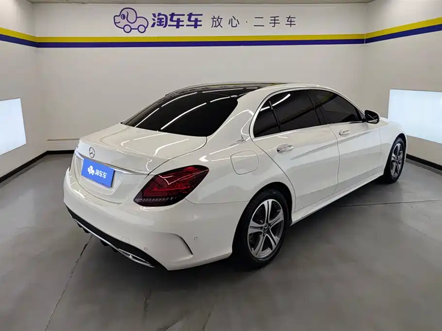 Mercedes-Benz C-Class 2020 Facelift C 260 L Sport фото 3