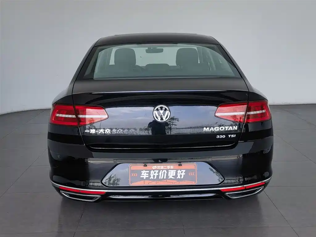 Volkswagen Magotan 2018 Facelift 330TSI DSG Luxury фото 4