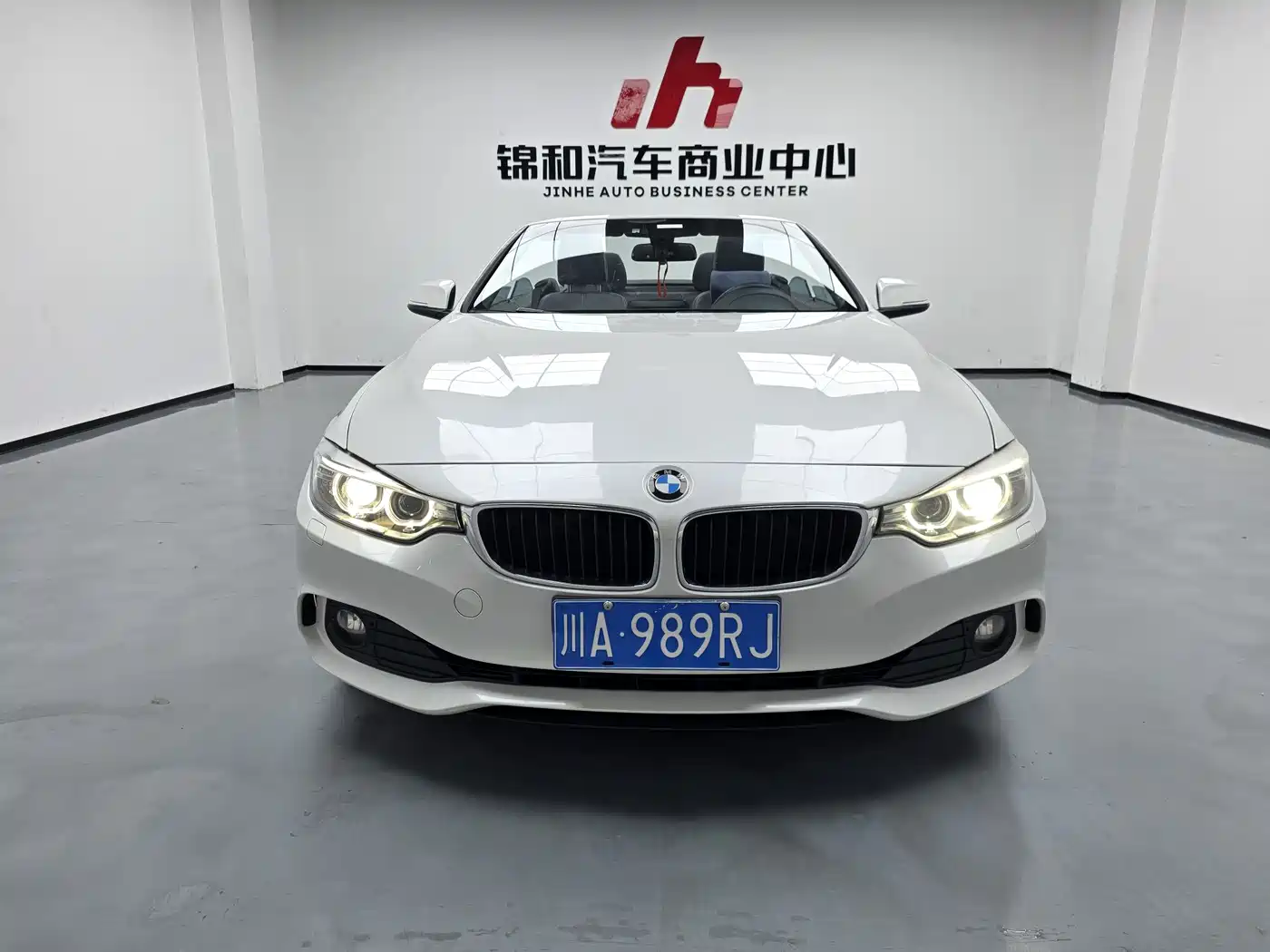 BMW 4 Series 2016 420i Convertible Fashion Line фото 6