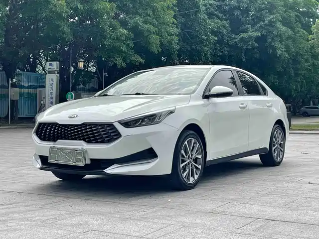 Kia K3 1.5L CVT, Юность