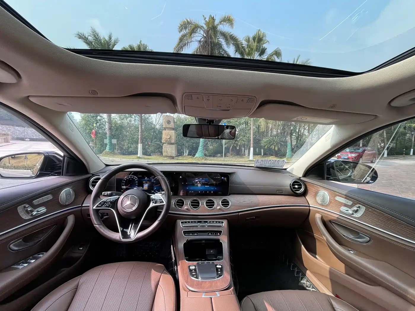 Mercedes-Benz E-Class 2023 E 300 L Luxury фото 12