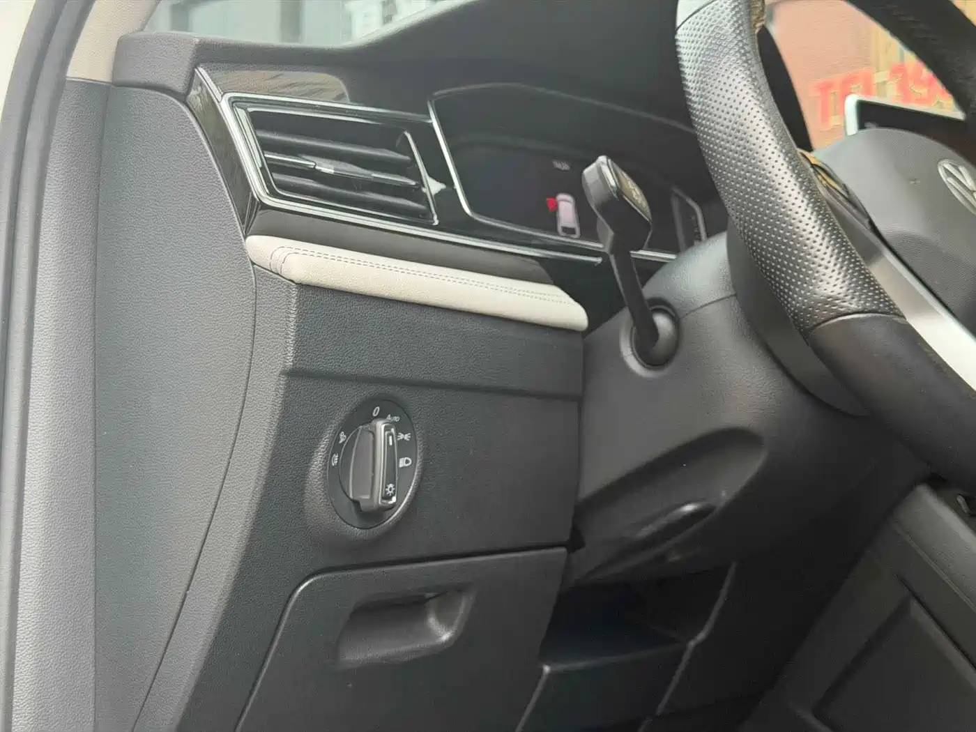 Volkswagen Tiguan L 2023 280TSI 2WD Trend Limited Edition фото 9