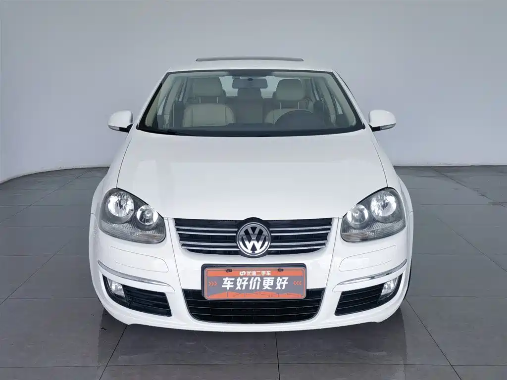 Volkswagen Sagitar 2011 1.4TSI Automatic Technology фото 3
