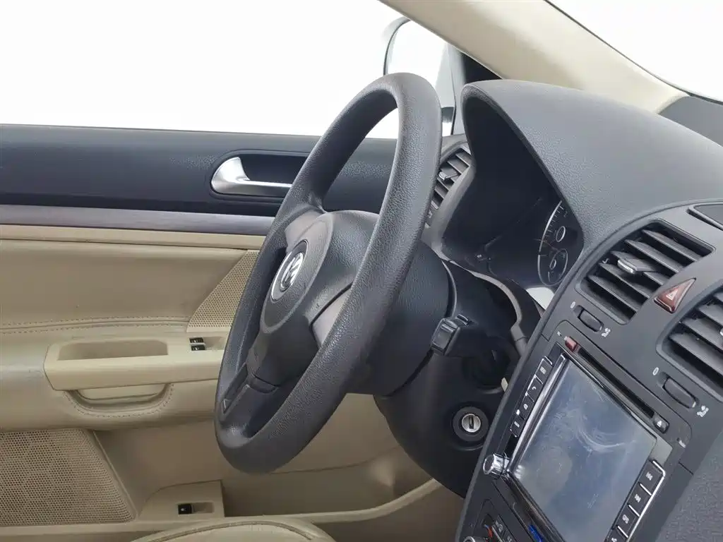 Volkswagen Sagitar 2011 1.4TSI Automatic Technology фото 22