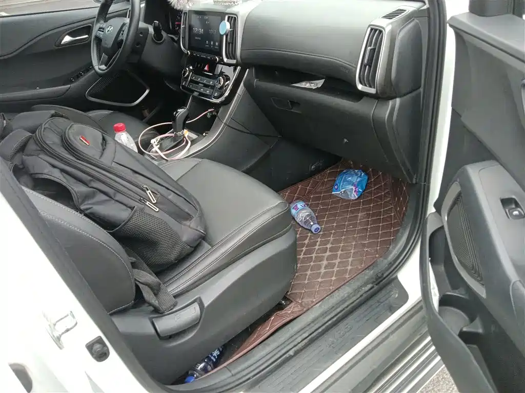 Hyundai Beijing Hyundai ix35 2019 2.0L Automatic 2WD Zhiyong·Enjoy China V фото 20
