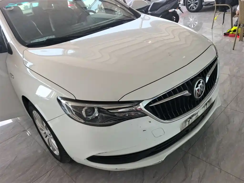 Buick Excelle 2019 15T Manual Elite Type China VI фото 4