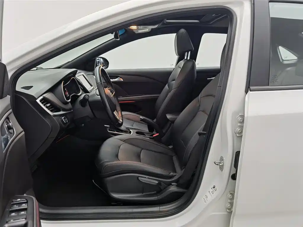 Chevrolet Monza 2019 RS 330T Auto Smooth Edition China VI фото 10