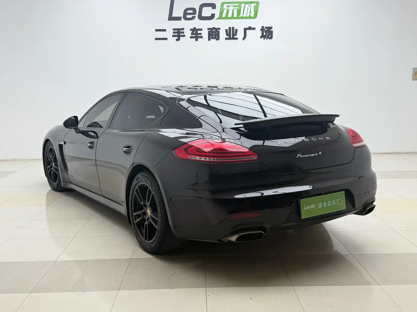Porsche Panamera 2014 Panamera 3.0T фото 6