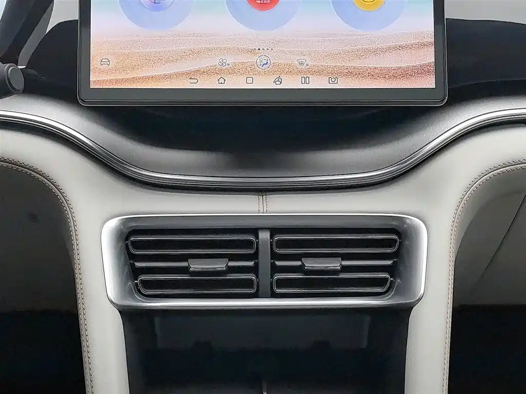BYD Song PLUS PHEV 2024 Glory Edition DM-i 110km Flagship фото 12
