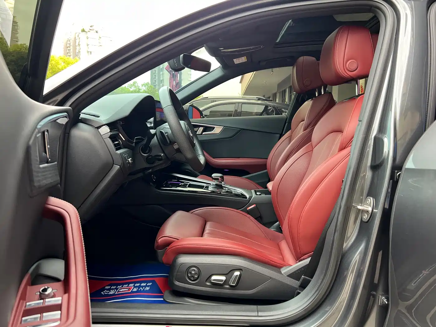 Audi A4L 2024 40 TFSI Luxury Dynamic фото 3