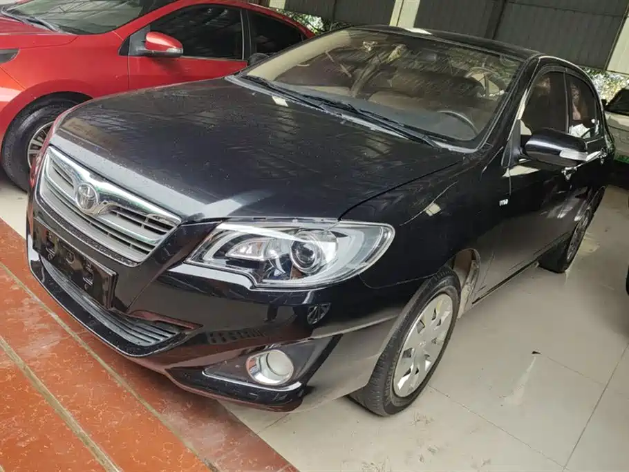 Toyota Corolla 2013 1.6L Automatic Luxury