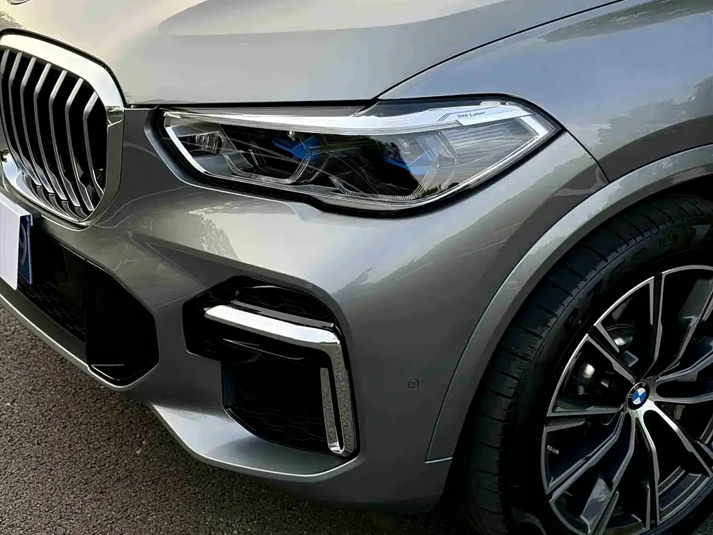 BMW X5 2022 xDrive 30Li Premium M Sport Package фото 4